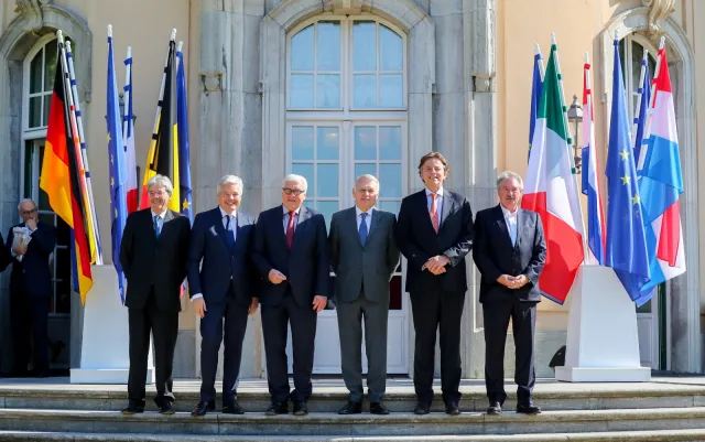 Niemcy: "Szóstka" UE wzmaga presję na Londyn w sprawie realizacji Brexitu