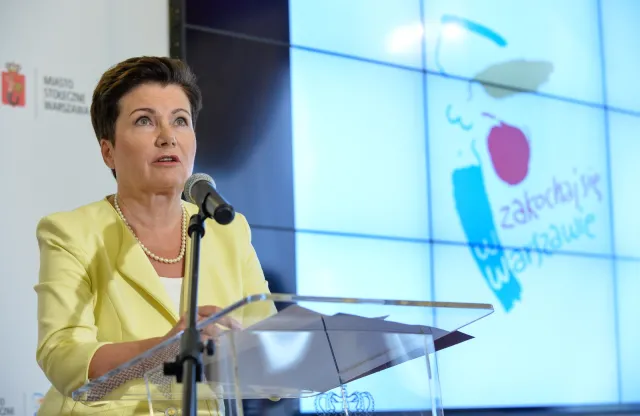 Waltzowanie prawa: Prezydent Warszawy wstrzymuje postępowania reprywatyzacyjne