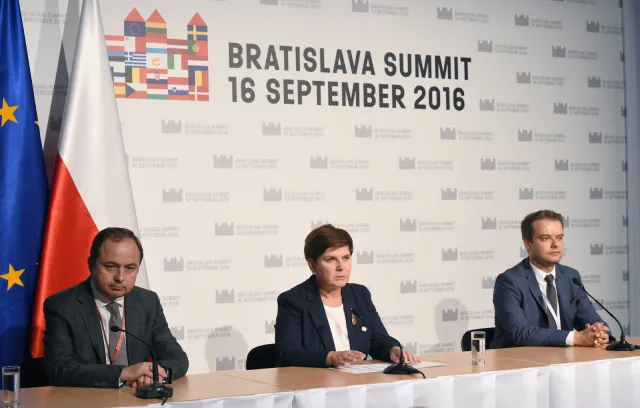 Szydło: Rozmowa ws. zmiany Traktatu o UE nie powinna być tematem tabu