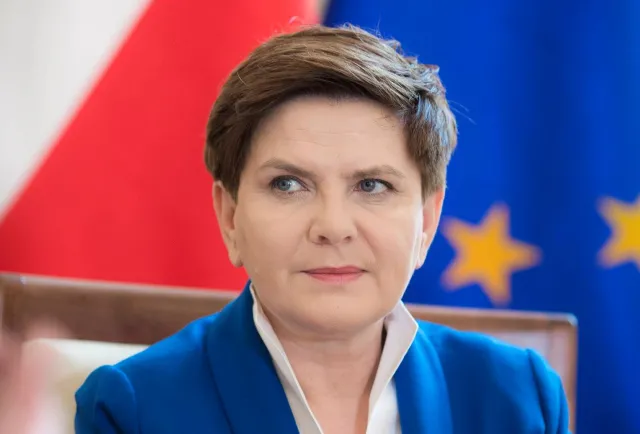Szydło: Rząd nie pracuje nad podniesieniem opłaty paliwowej