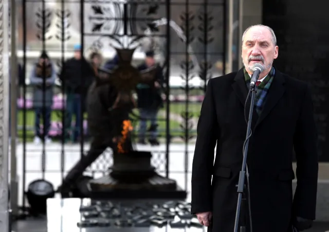 Czy Trump pomoże rządowi w śledztwie smoleńskim? Macierewicz: Odpowiedź była bardzo jednoznaczna