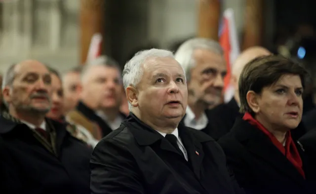 PO: Aspiracje Kaczyńskiego to główna przyczyna wojny hybrydowej z TK