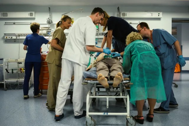 SOR jest piekłem nie tylko dla pacjentów. Także dla lekarzy, pielęgniarek i ratowników [WYWIAD]
