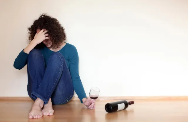 Jak chronić się przed skutkami alkoholizmu?