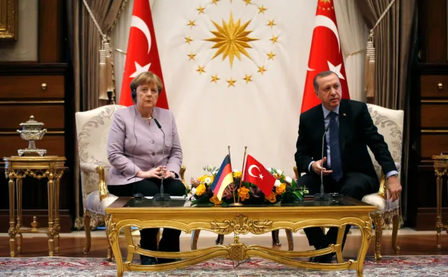 Merkel: Wypowiedź Erdogana o Holandii "absolutnie nie do przyjęcia"