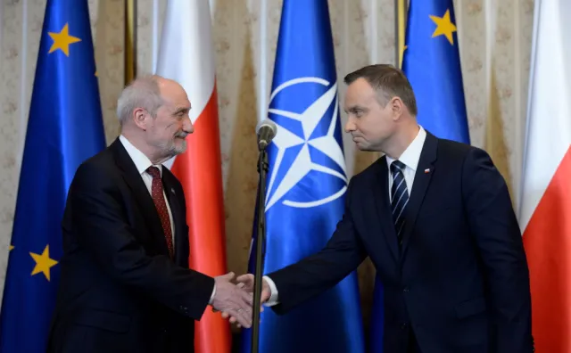 Głowa państwa słaba wojskiem. Andrzej Duda ma najmniejszy z ostatnich prezydentów wpływ na armię