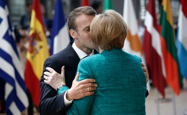 Macron i Merkel chcą być jeszcze bliżej. Podpiszą układ w Akwizgranie