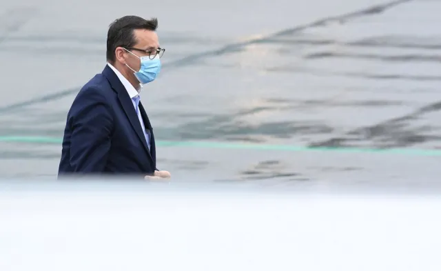 Unijny szczyt nieufności i niemocy. Morawiecki nie zgadza się na klauzulę praworządności