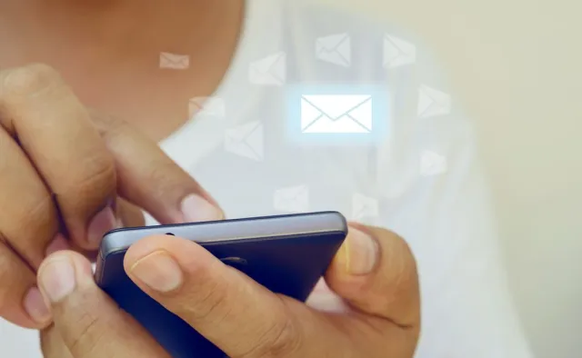 Telekomy będą blokować SMS-y od oszustów