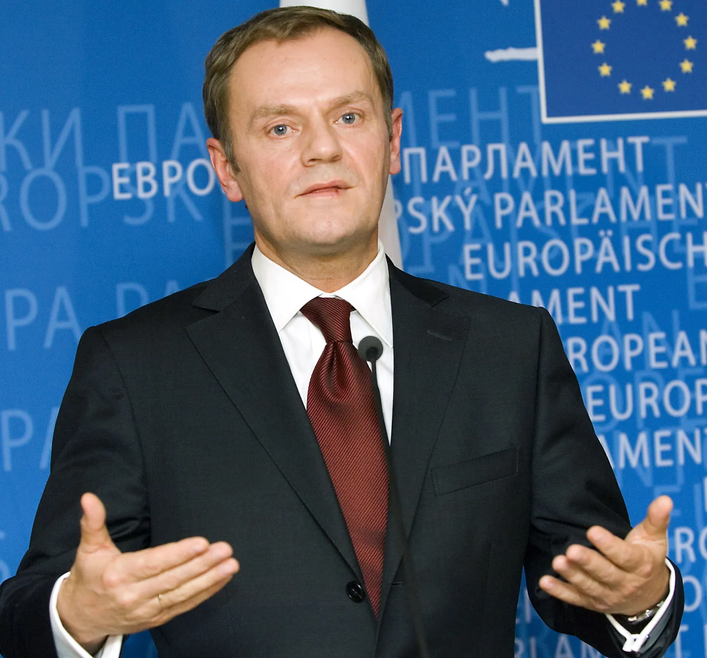 Tusk: związkowcy zaproszeni do Centrum Dialog; Łabądź: nie jedziemy