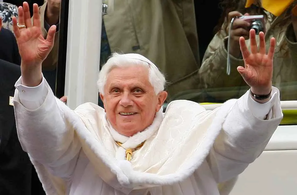 Benedykt XVI na polskim cmentarzu wojennym na Monte Cassino