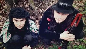 "Wieloma językami" - recenzja