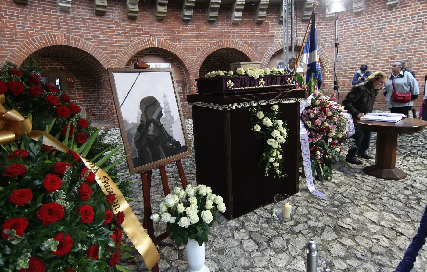 Trwają uroczystości pogrzebowe Sławomira Mrożka