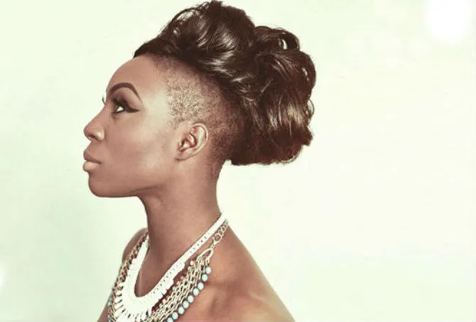 "Laura Mvula with Metropole Orkest" - staromodne piosenki