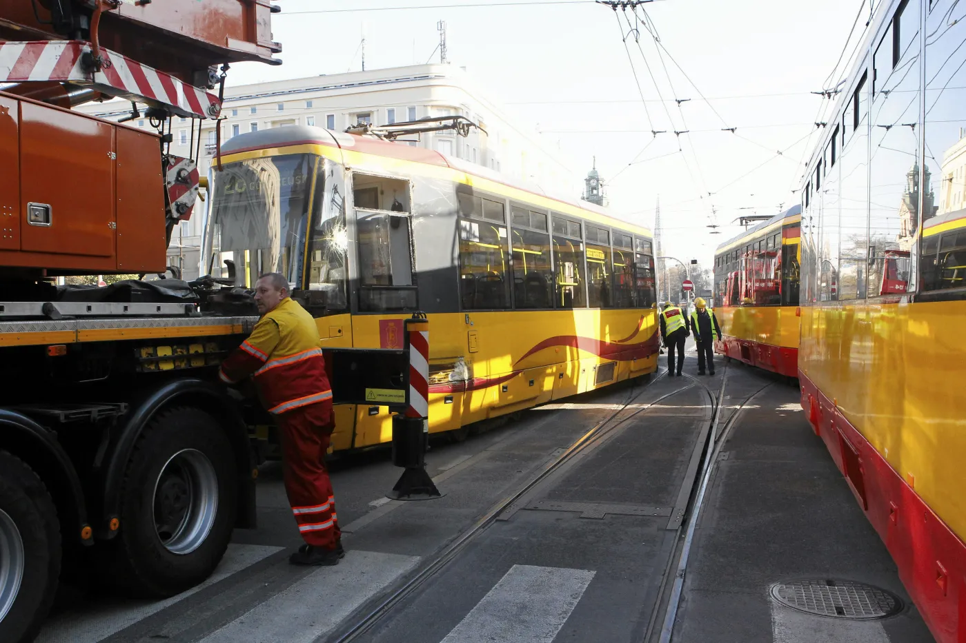Trzy osoby ranne w zderzeniu tramwajów w Warszawie