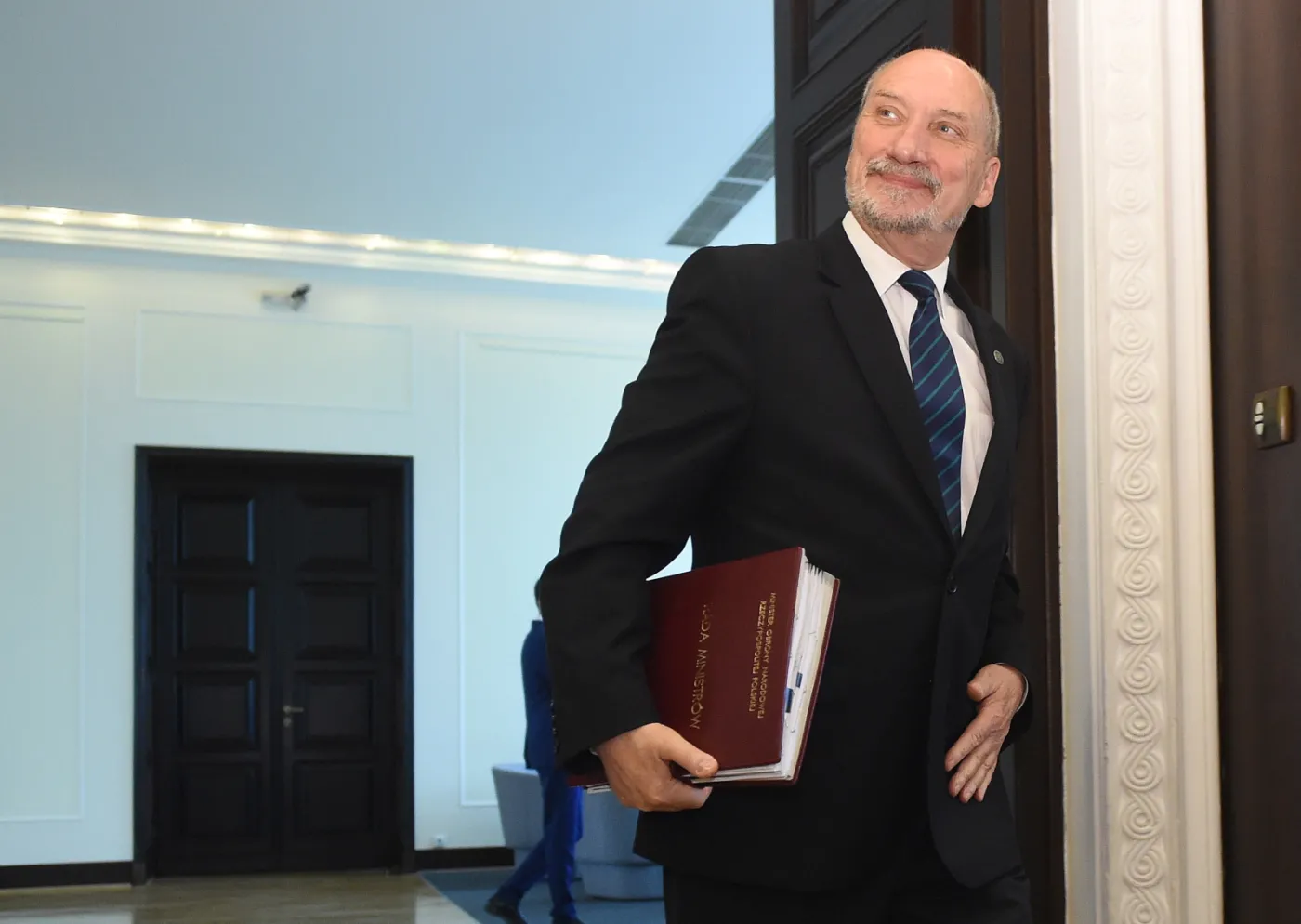 Szydło o upamiętnianiu ofiar katastrofy smoleńskiej: Piękna decyzja Macierewicza
