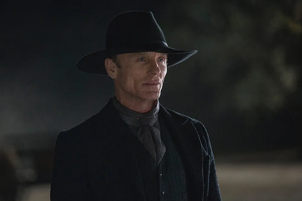 Ed Harris z serialu HBO „Westworld”: Jako ludzkość staramy się wszystko spieprzyć
