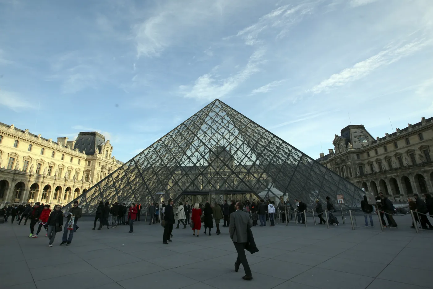 790657-luwr.jpg
