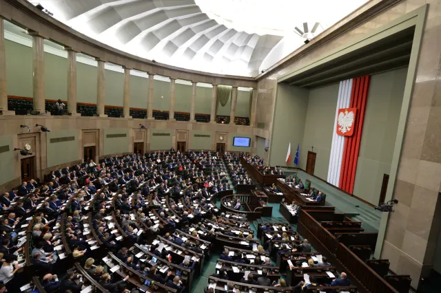 Rechot polityczny: Nadmiar dowcipu w polityce bywa zgubny