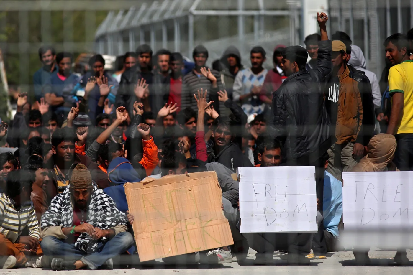 Protest uchodźców na wyspie Lesbos