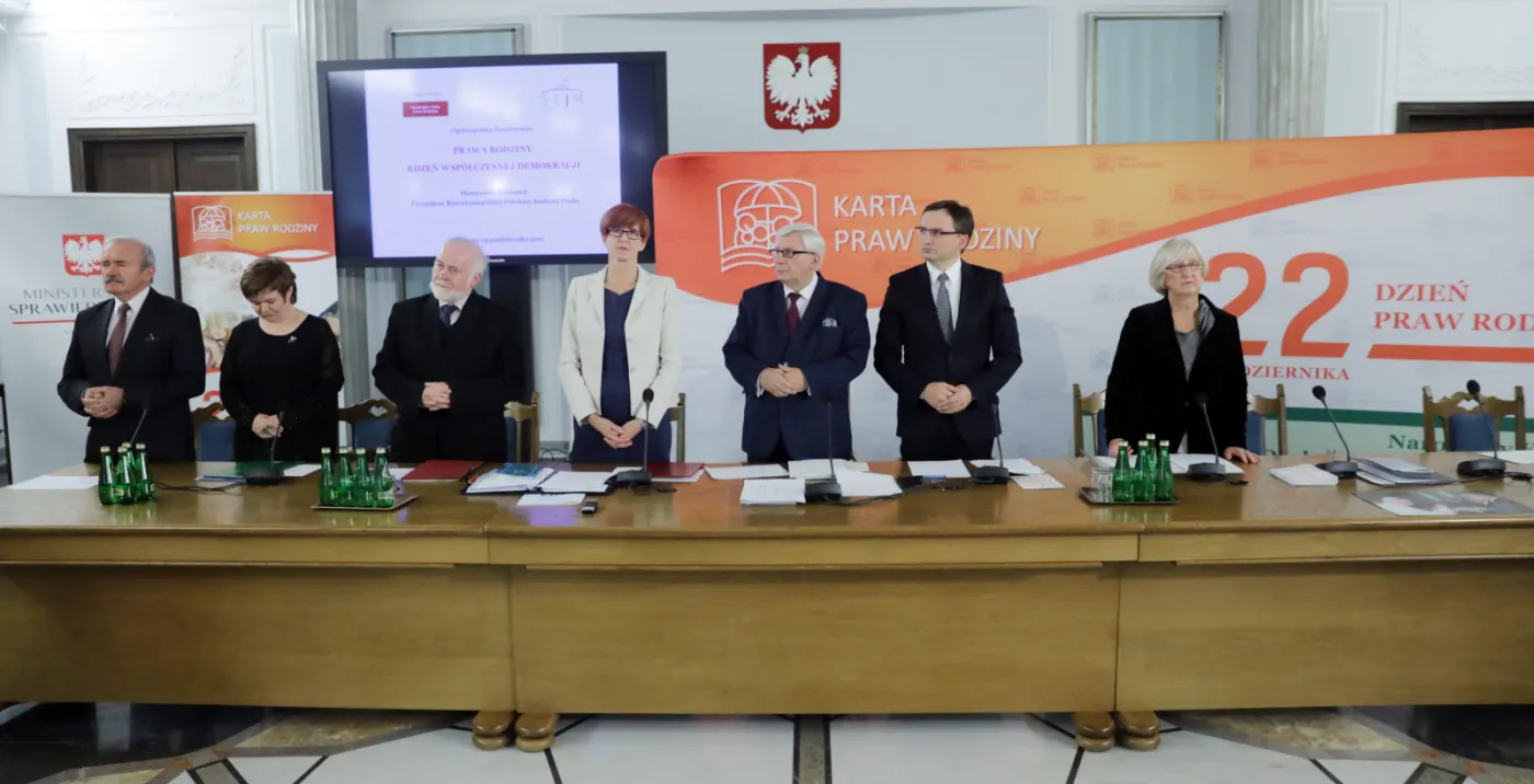 Ziobro o roli rodziny: Mamy przeciwstawić cywilizacji śmierci - cywilizację miłości