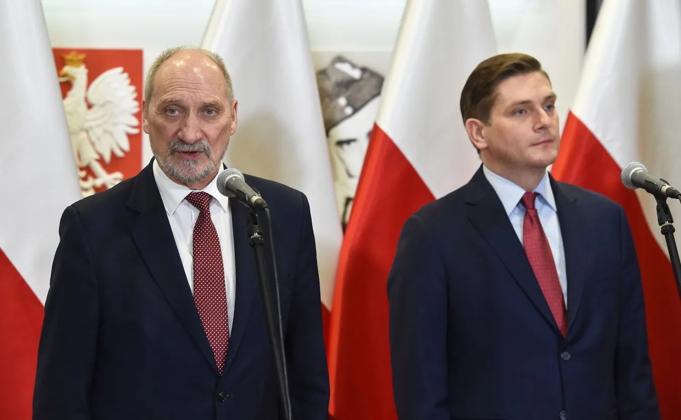 Kownacki: Przestoje w kwestii śmigłowców nie wynikają z braku kompetencji w MON