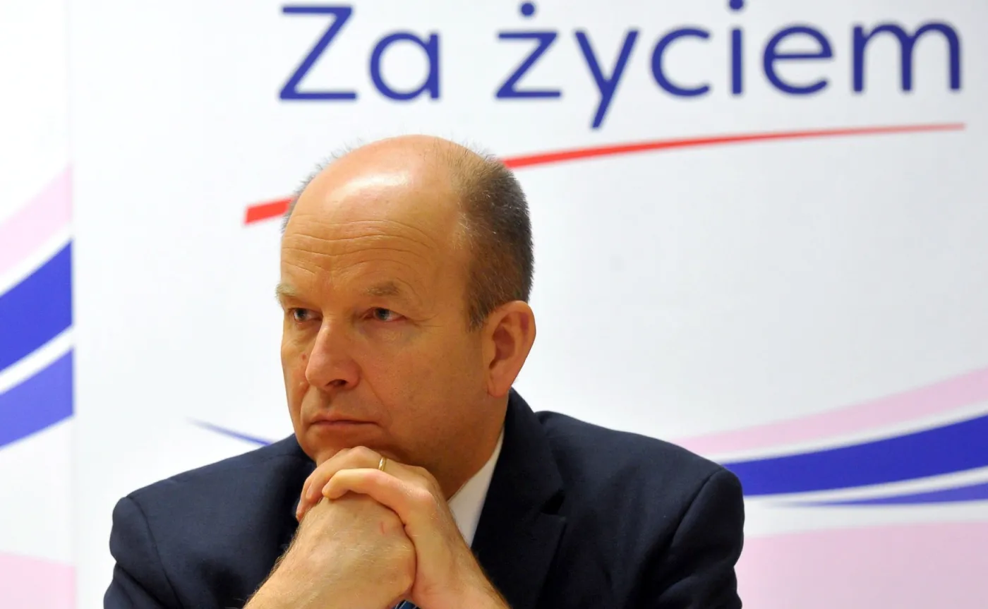 Spór o tabletkę ellaOne. "Musimy się opowiedzieć czy jesteśmy za życiem, czy za śmiercią"