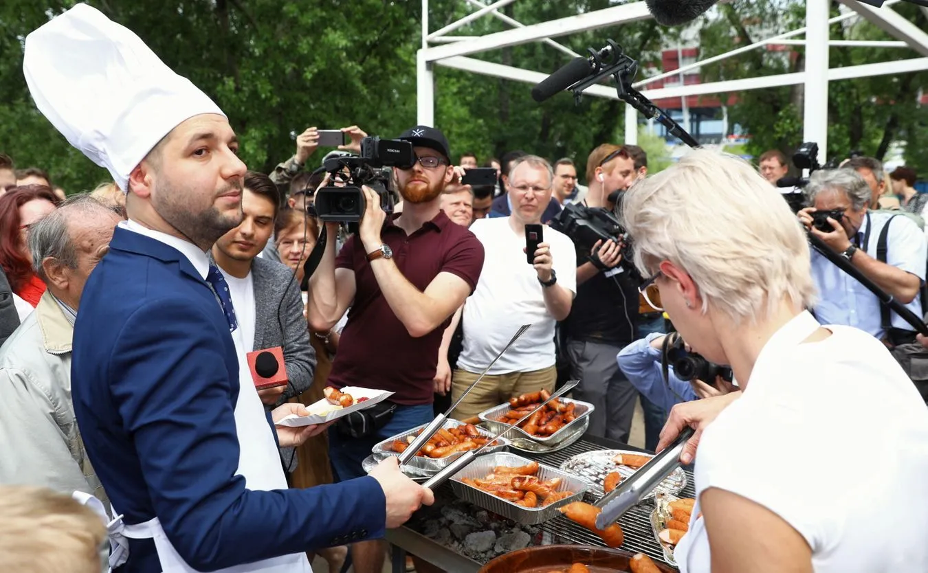 Trzeba skończyć z fikcją prekampanii wyborczej. Tylko jak to zrobić?