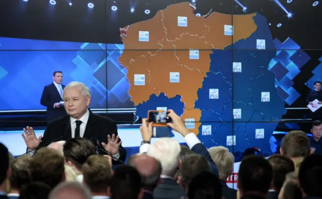 Przekłuty balon rewolucji PiS. "Rok 2015 się nie powtórzy"