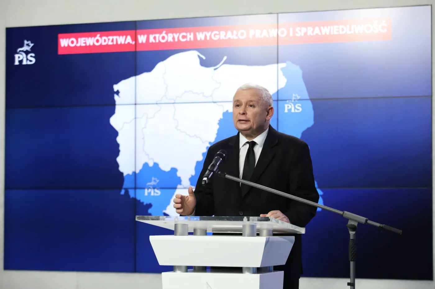 Zjednoczona Prawica z większością w parlamencie - wynika z powyborczej analizy