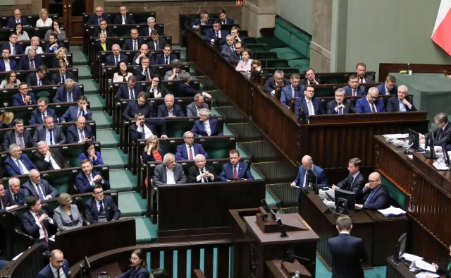 Burzliwe głosowanie na członków KRS. "Trzeba anulować, bo my przegramy". Opozycja: Oszustwo