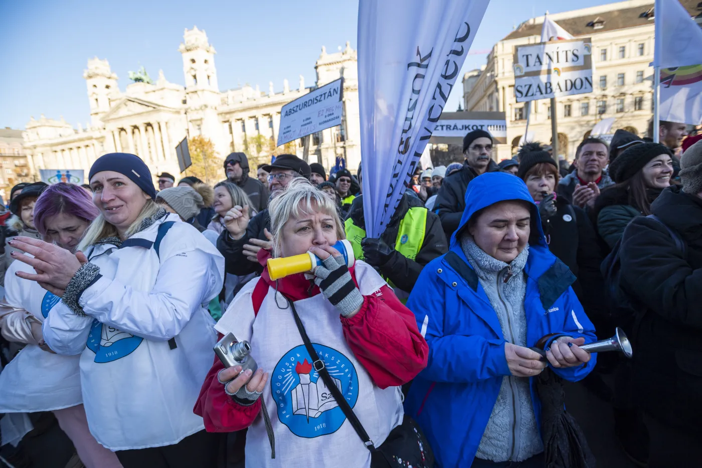 Strajk pedagogów w Budapeszcie. Nauczyciele chcą 30-procentowej podwyżki