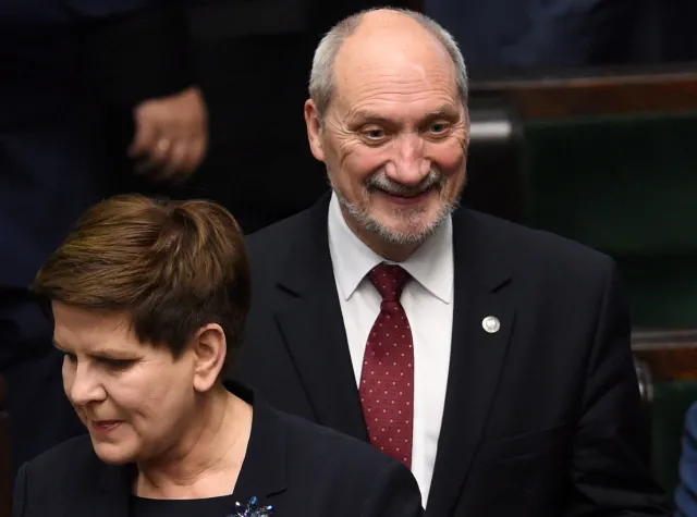 Rząd Szydło nie zmieni ustaleń rządu Kopacz w sprawie uchodźców [USTALENIA DGP]