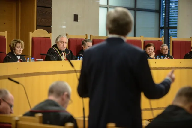 TK: Lekarz może zasłaniać się klauzulą sumienia i nie musi wskazywać innej placówki