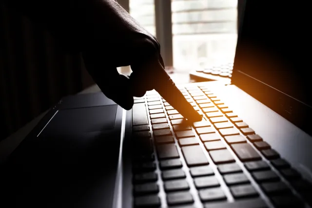 Cyberatak na brytyjską Komisję Wyborczą. "Główny podejrzany od lat ingeruje w demokratyczne wybory"