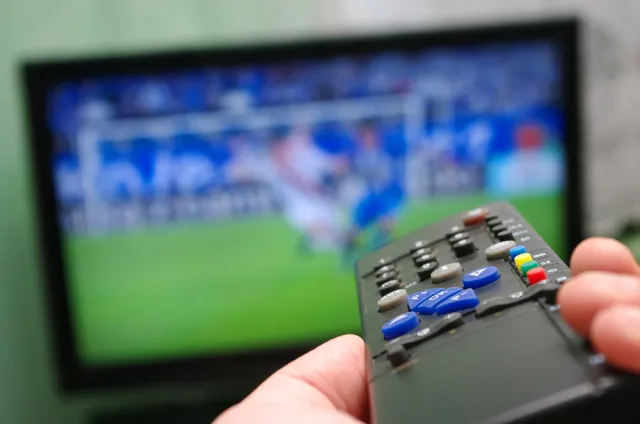 Lepiej sprawdź swój model telewizora. UOKiK: Być może w 2022 r. trzeba będzie go wymienić