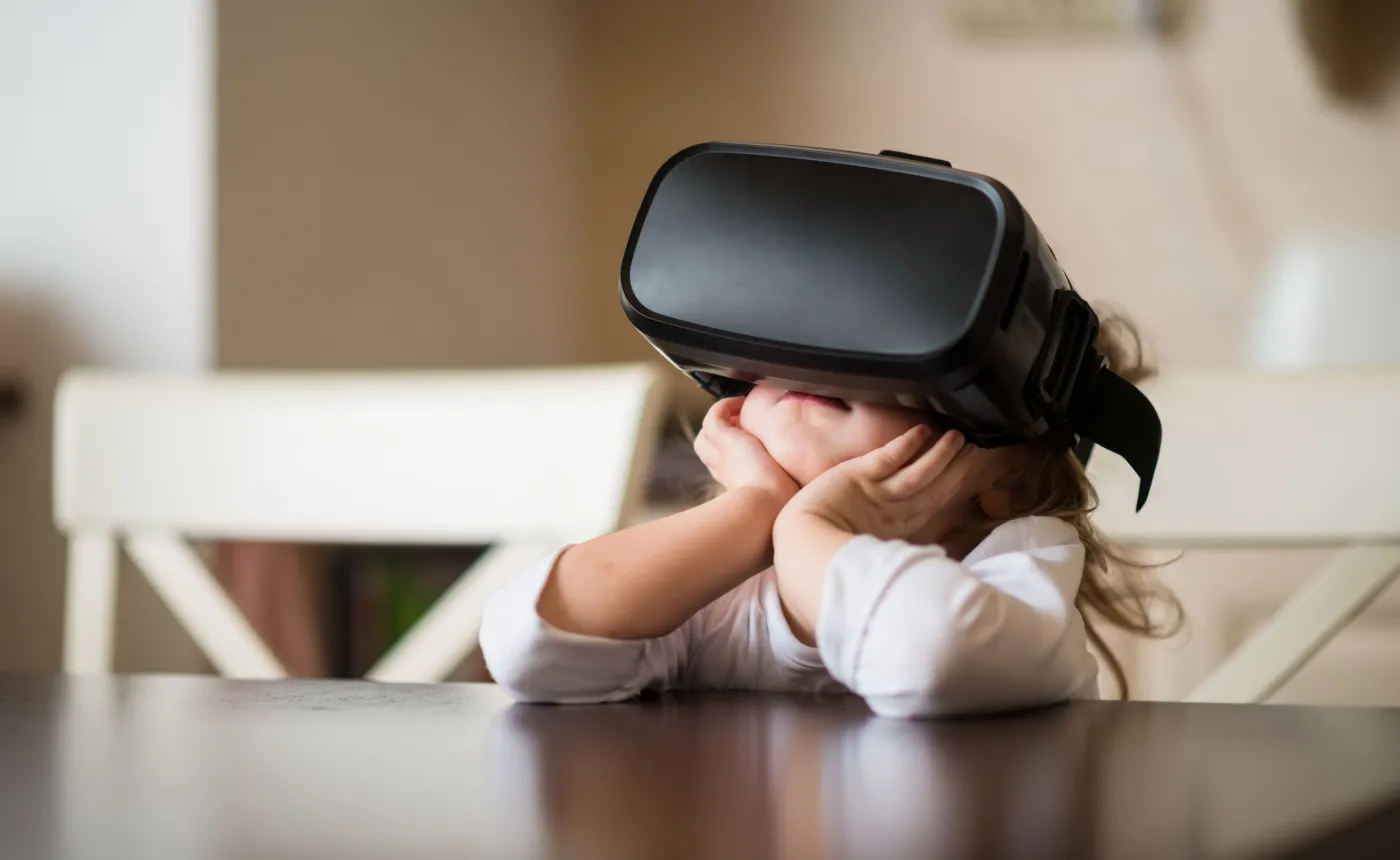 Zmęczenie, zawroty głowy, mdłości. Choroba cybernetyczna to fakt