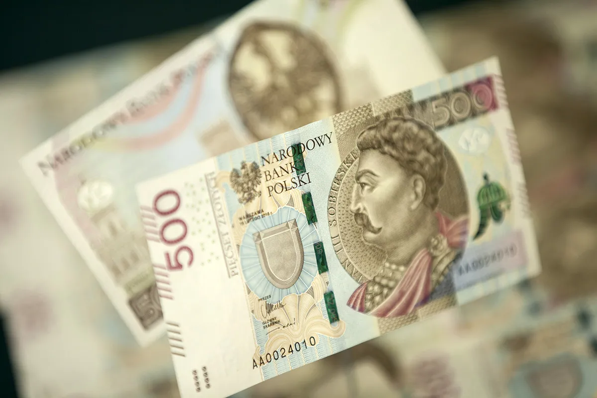 Banknoty o nominale 500 zł będzie można wypłacić w wybranych bankomatach