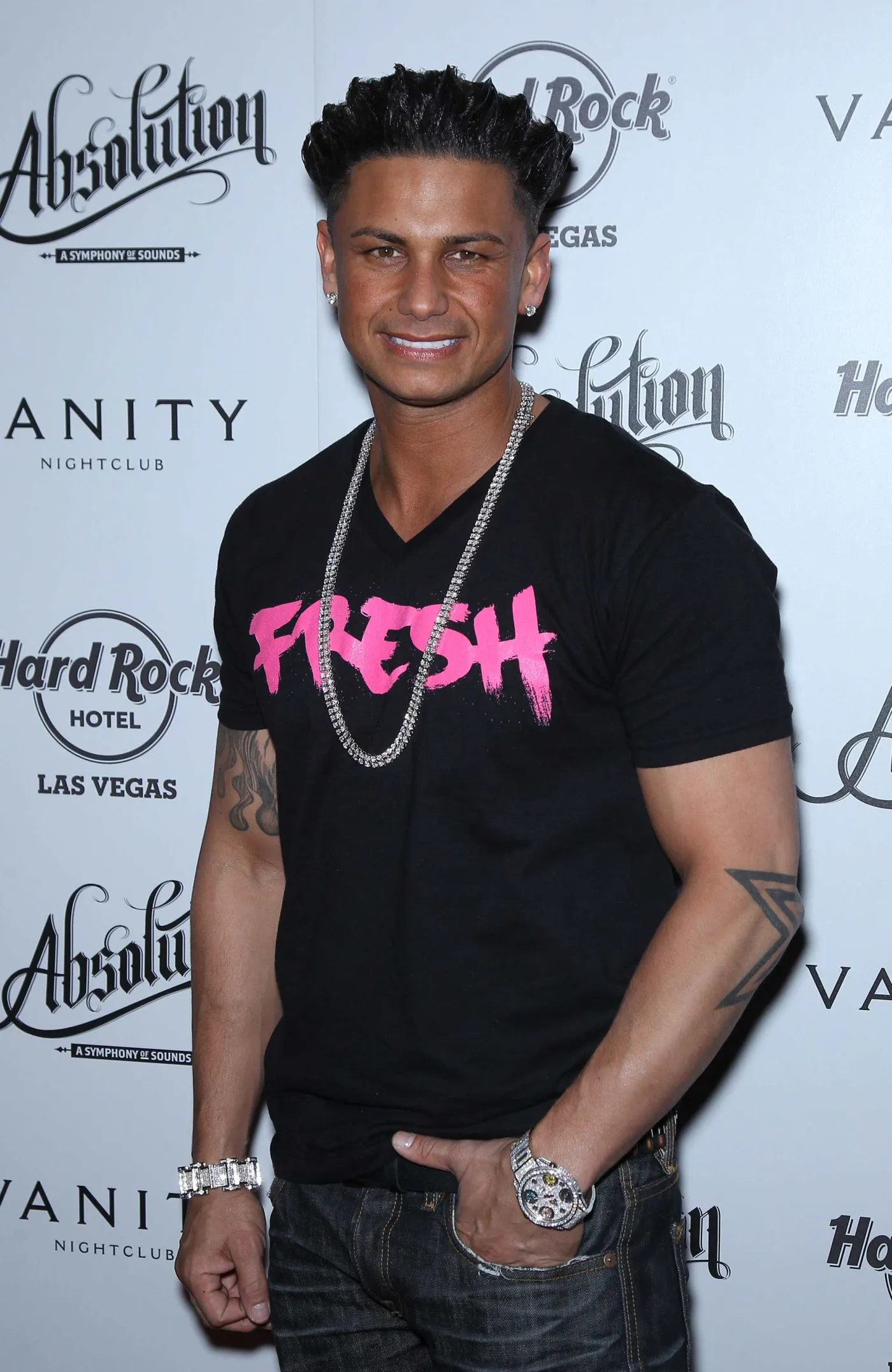1446901-.jpg