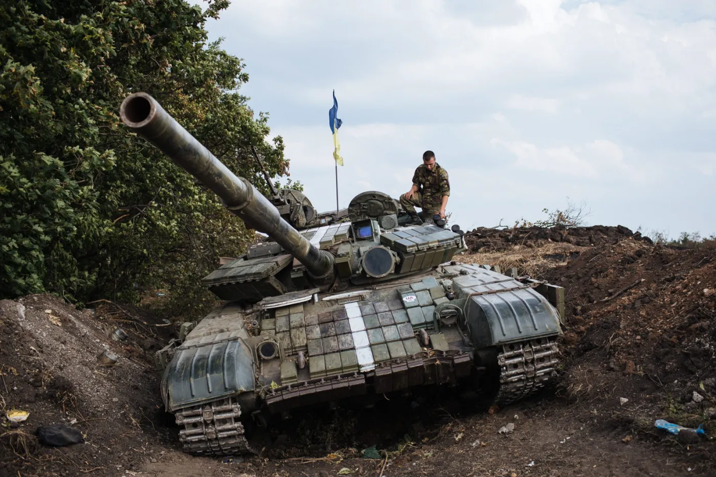 Ukraina wraca do poboru do wojska. Poborowi nie trafią na wschód