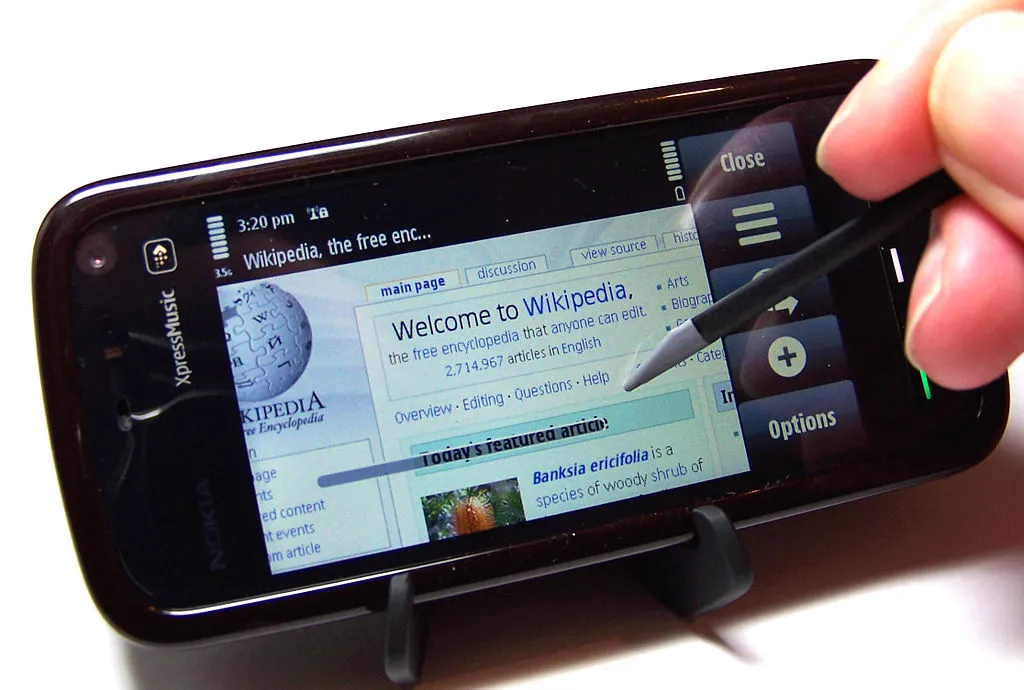 Nokia 5800 XpressMusic (2008)