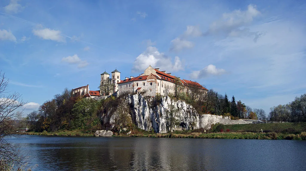 Obietnice, tajemnice i piwo. Dobry czas dla klasztornego biznesu