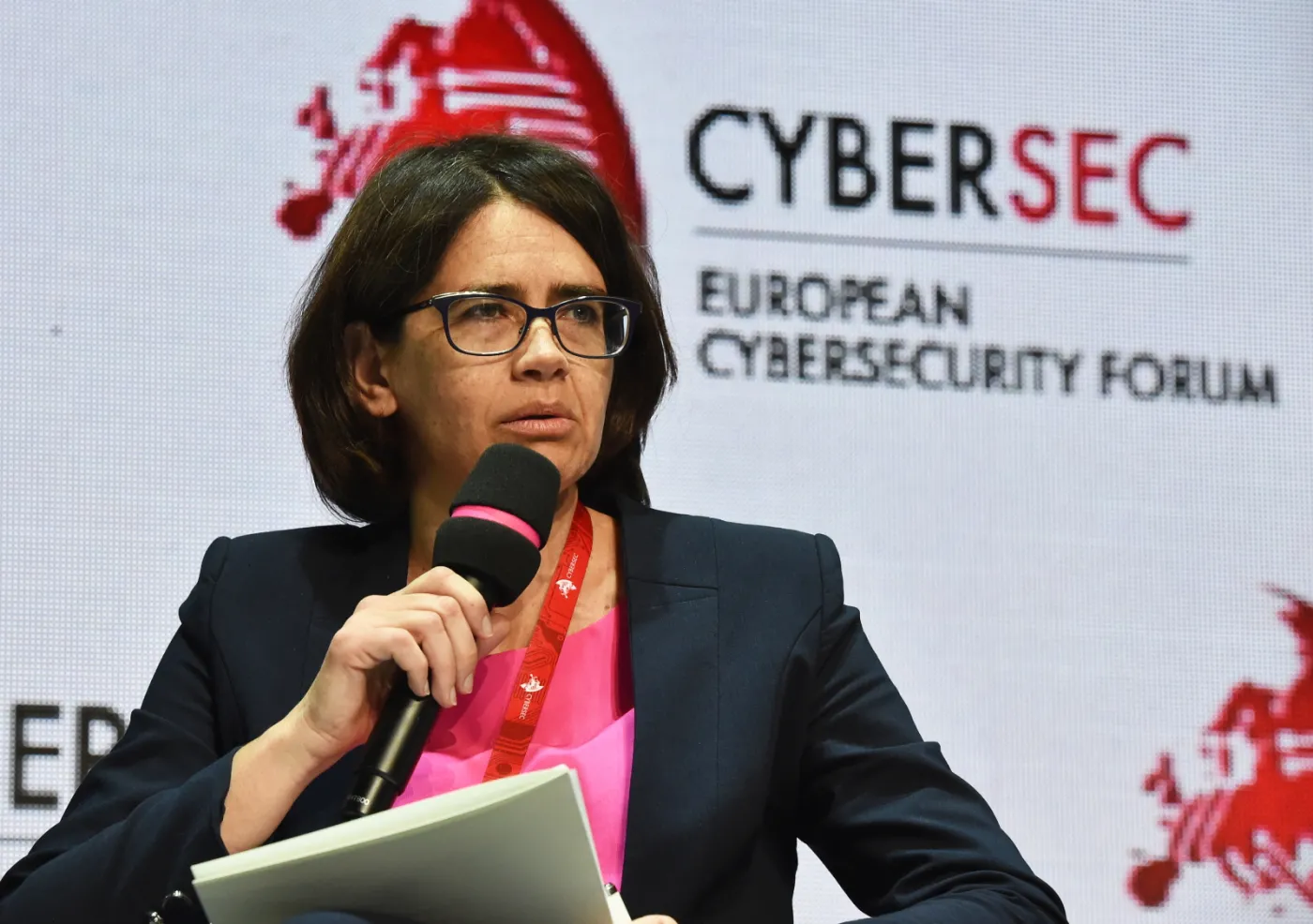 Minister cyfryzacji: e-dowody możliwe pod koniec 2018 r. [WIDEO]