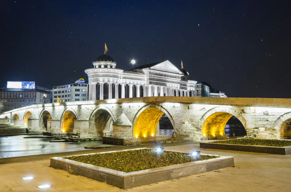 KE proponuje rozpoczęcie negocjacji akcesyjnych z Macedonią i Albanią
