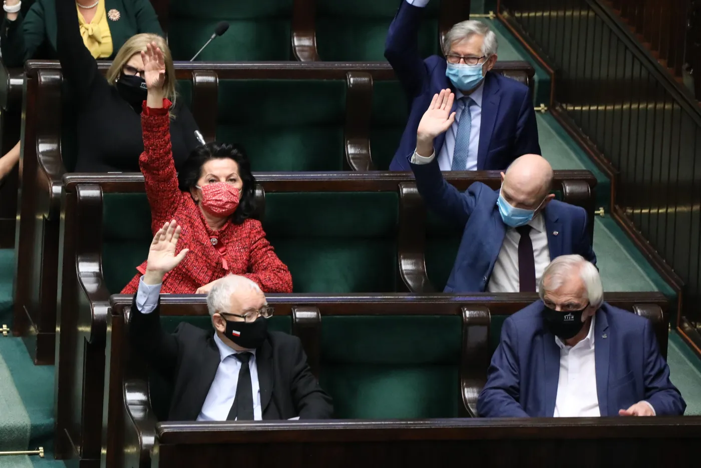 Przewrót bez widowiska, czyli jak umiera demokracja