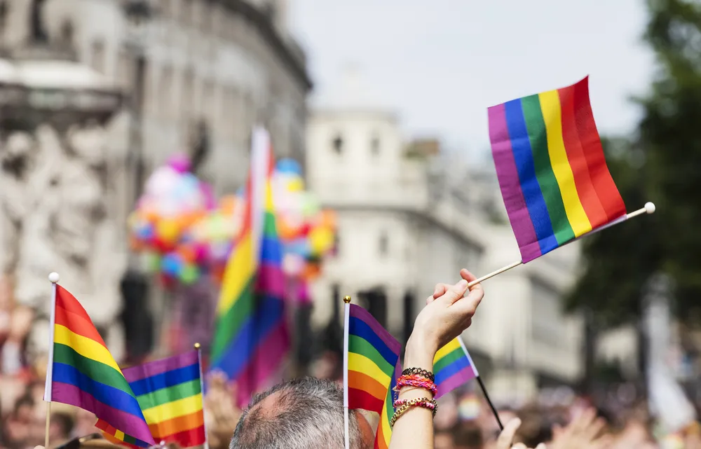 LGBT 