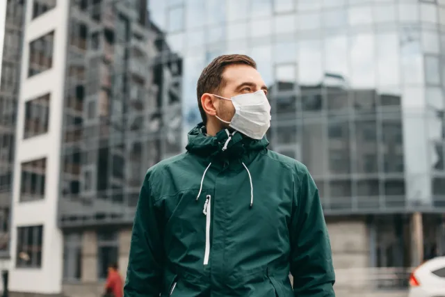 Cała Polska od soboty w żółtej strefie, z wyjątkiem 38 powiatów objętych strefą czerwoną