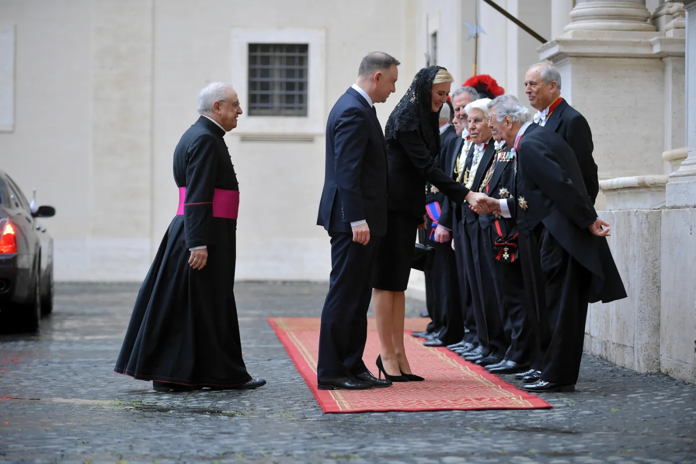 Prezydent Duda w Watykanie zaprosił papieża Franciszka do Polski. "Dwa miliony obywateli Ukrainy mieszka razem z nami"