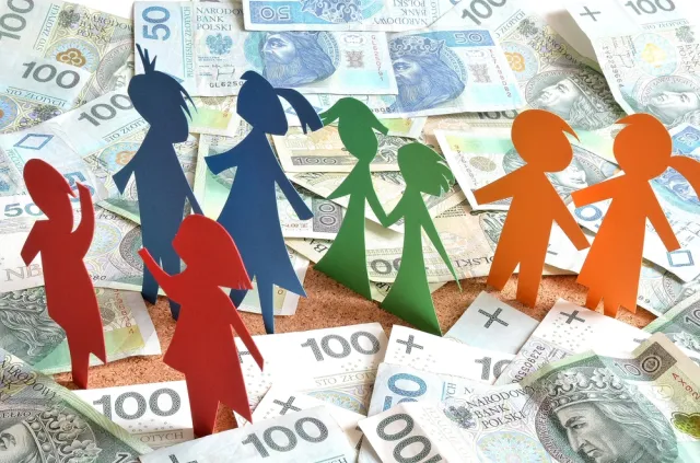 Komu 500 plus podbija lokalne PKB? Przewagę mają województwa z dużymi aglomeracjami