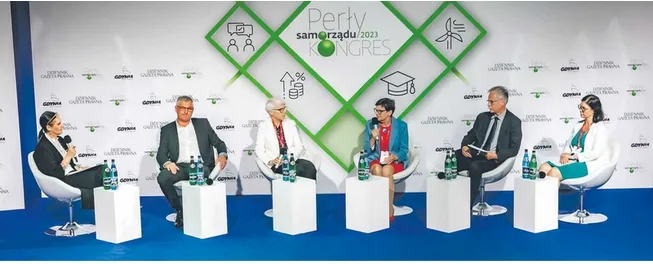 Czy samorządy zarabiają na oświacie, czy do niej dokładają?